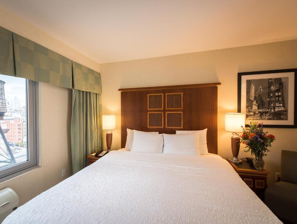 TriBeCa King interior